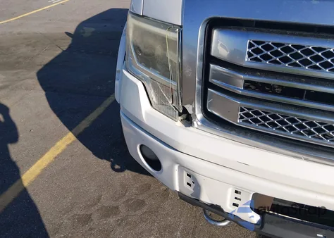 2013 Ford F-150 Platinum z USA, uszkodzony, nr VIN 1FTFW1ET9DFD17571